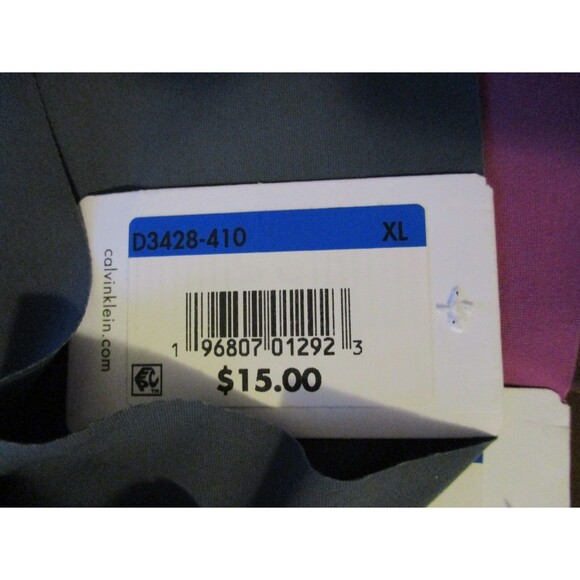 Calvin Klein Invisibles Womens Thong Underwear 3 Pack XL Seamless Stretch D3428 - Picture 7 of 7